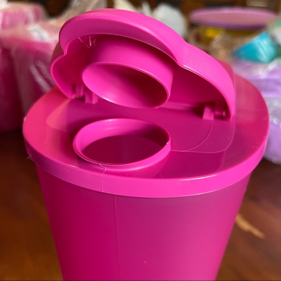 Tupperware Pitcher and Tumblers Set - Picture 6 of 8